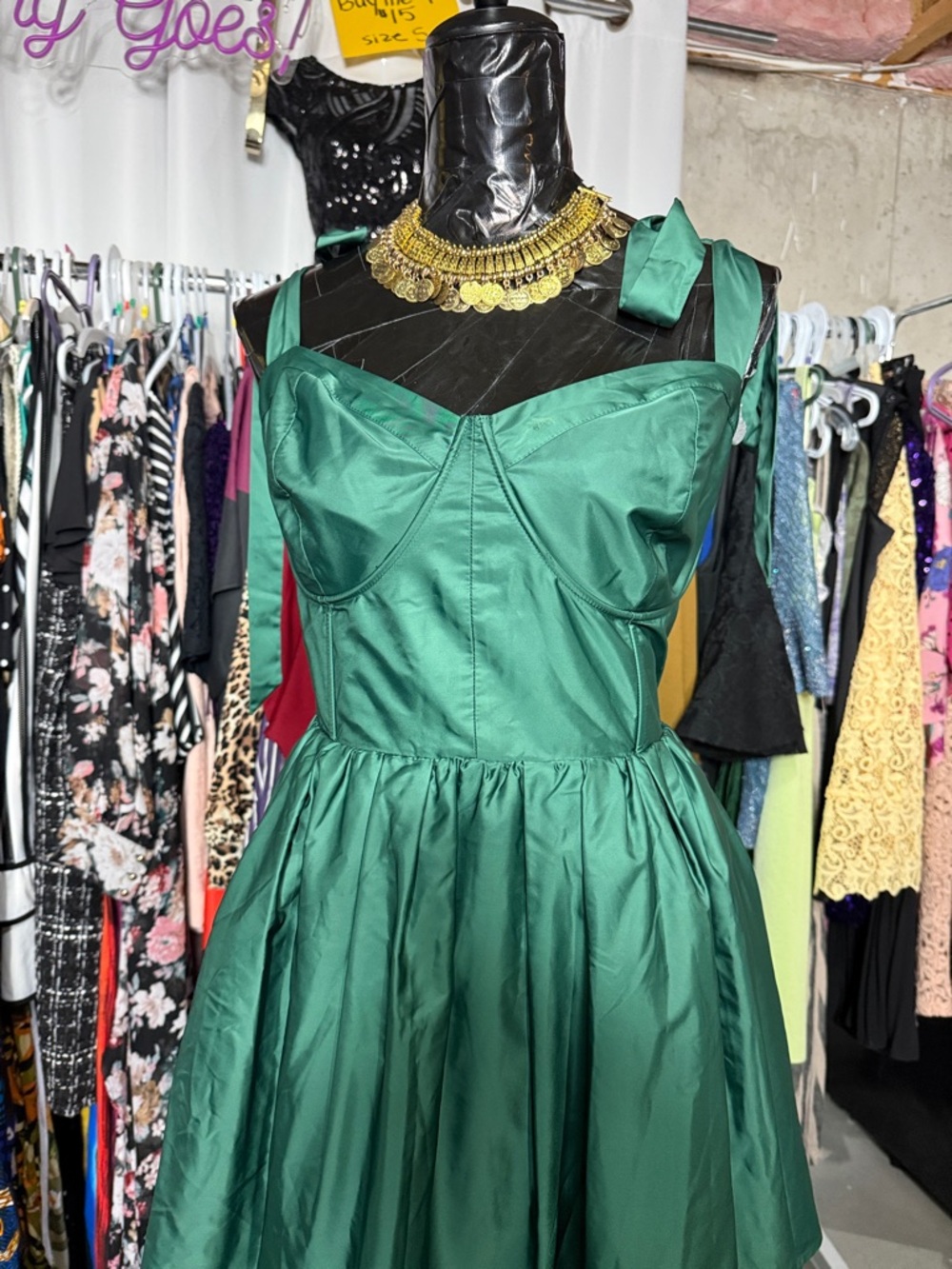NWT Johnny Wujek Sleeveless Fit + Flare Dress, Hunter Green - Picture 3 of 12